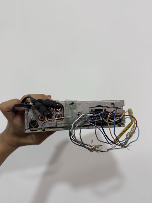 Sony magnitofon CDX-GT710