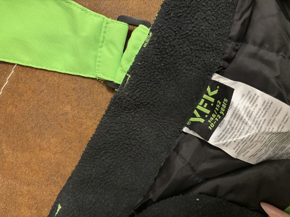 Urgent! Costum ski pt copii