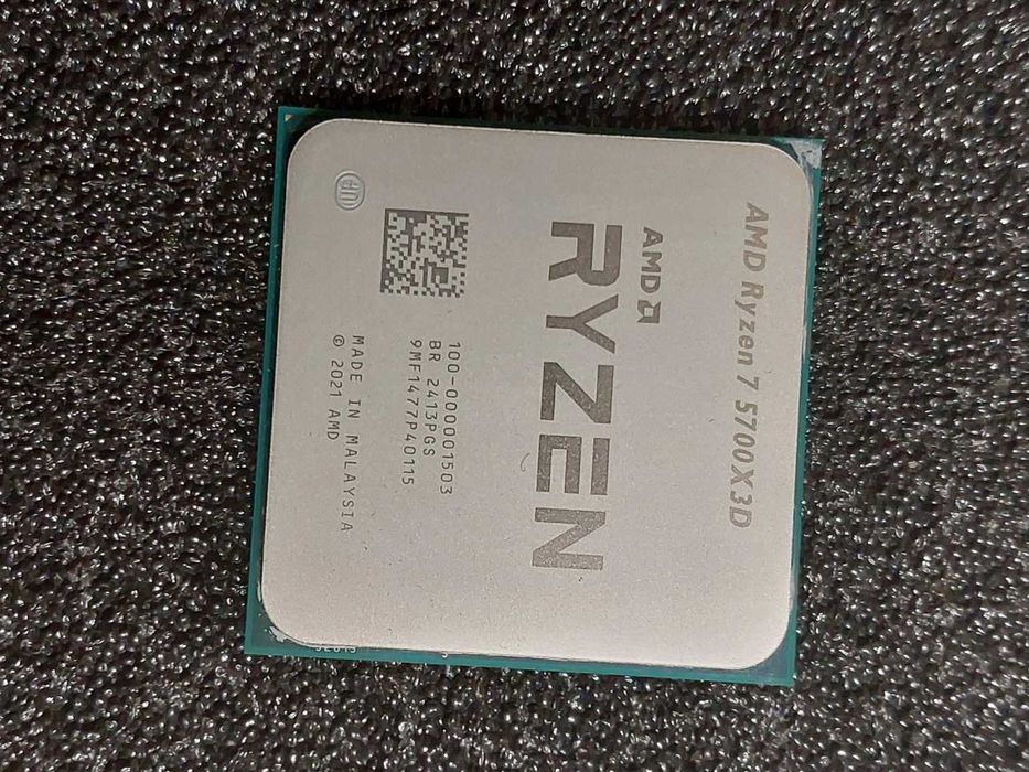 AMD Ryzen 7 5700X3D + Asus Rog StriX B550-F Gaming Wi-Fi II