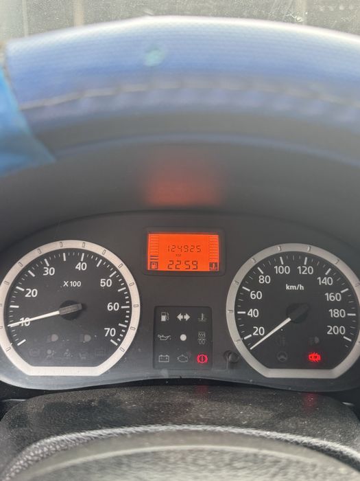 Vand Dacia logan an 2005 1.6 benzina