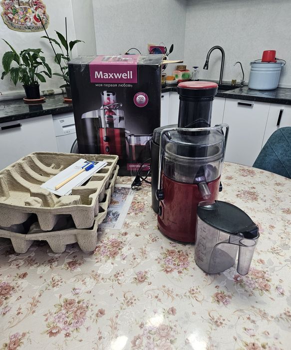 Соковыжималка Maxwell