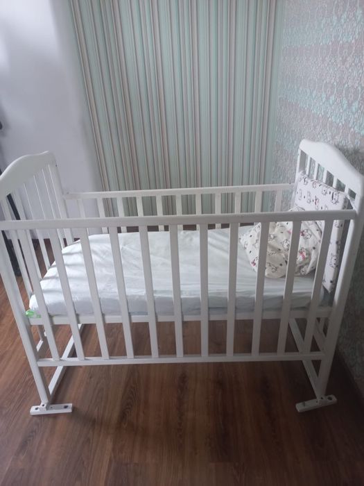 Продается манеж хороший