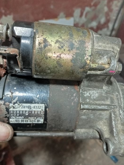Продам стартер Тойота чайзер 90
