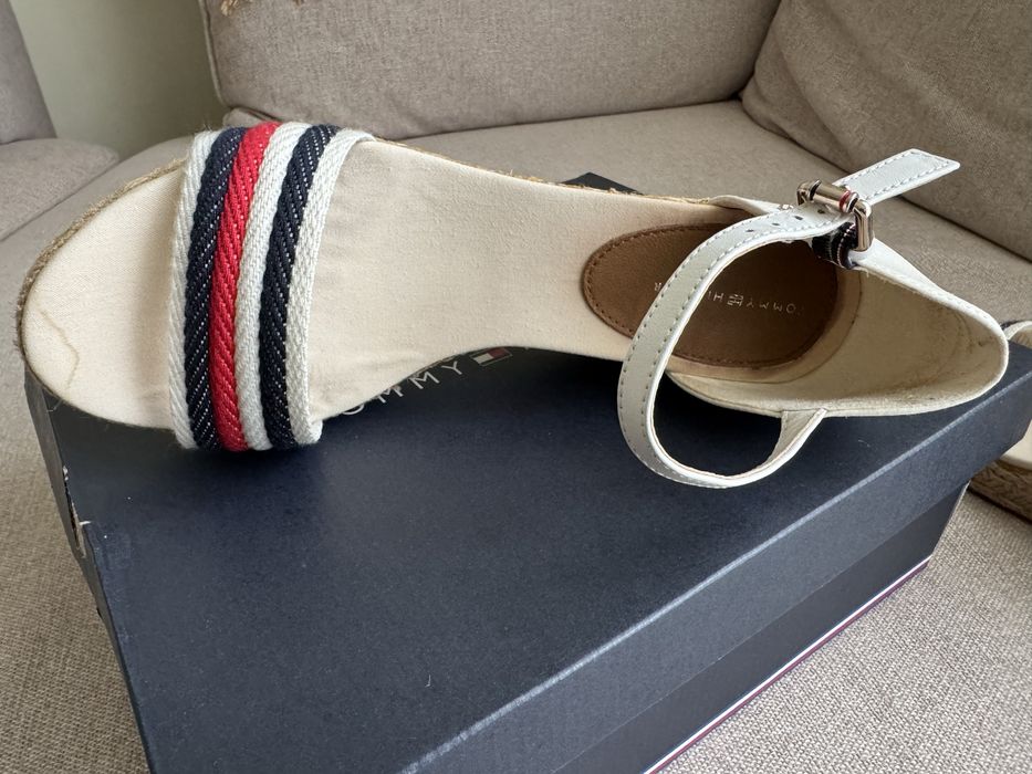 Дамски сандали Tommy Hilfiger