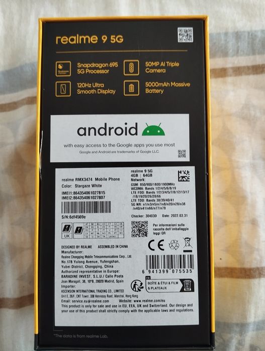 Realme 9. 5G Телефона е в перфектно състояние.