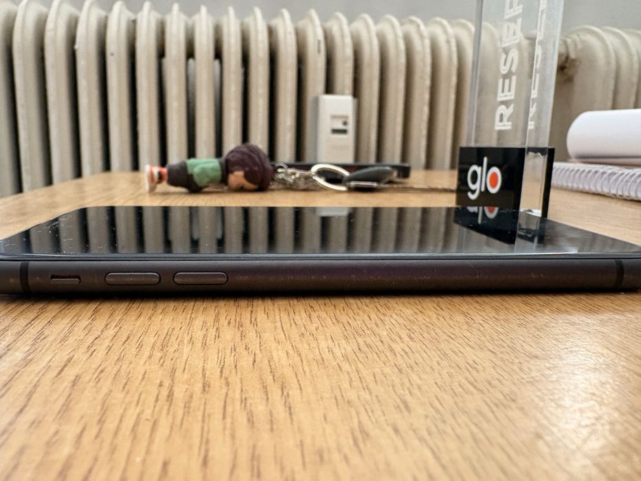 iPhone 11 (Много добро състояние)