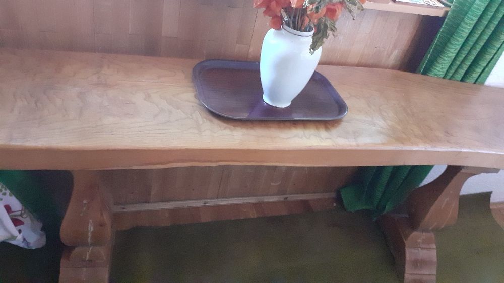 Vând masa rustica lemn masiv