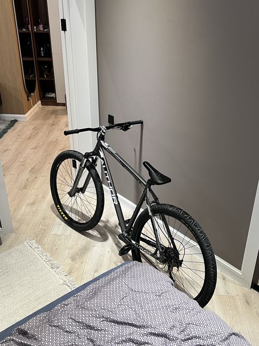 Стант/стрит байк, оригинал AUTHOR