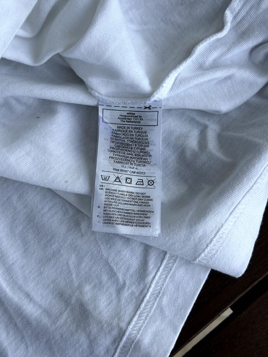 Мъжка тениска Adidas Originals (Berlin) - размер S, Отлично състояние