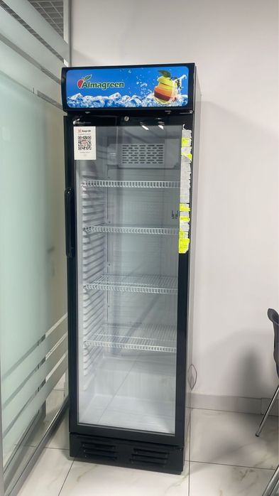 Витринный холодильник