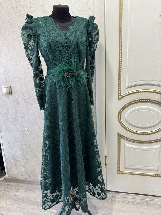 Продам платье вечерное