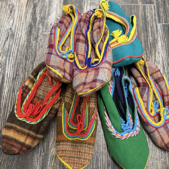 Писани терлици терлички ръчна изработка шарени