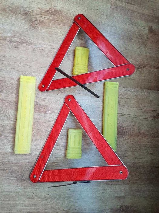 Triunghiuri  reflectorizante auto