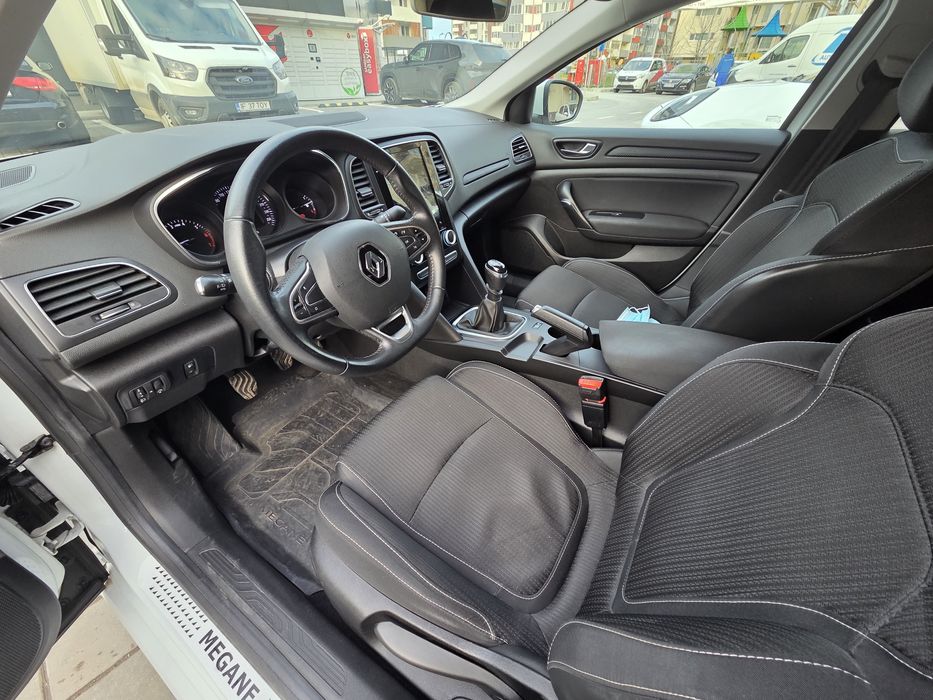Renault Megane IV Sedan 2019 – 1.33 TCe – Primul Proprietar