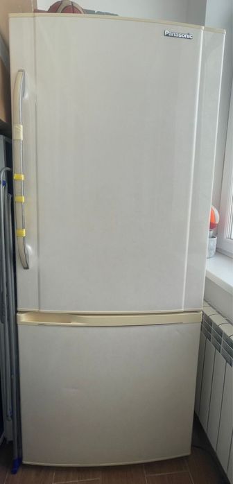 Продам холодильник Panasonic