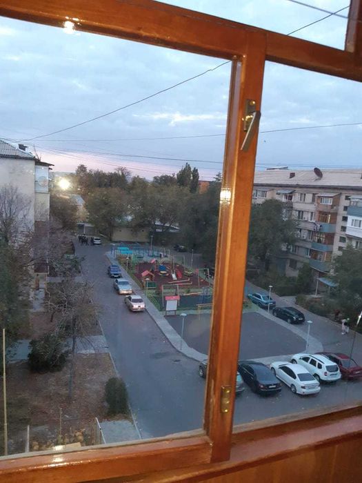продам квартиру в центре Мейрамбек