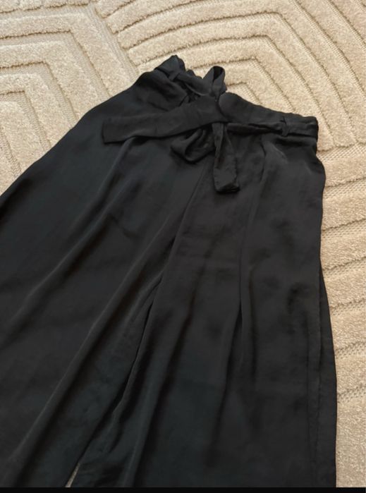 Pantaloni fluizi satin