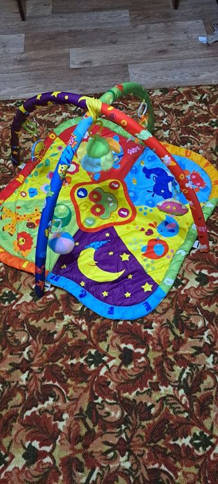 Детский развивающий коврик