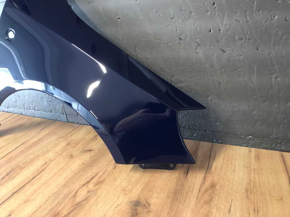 Aripa Fata Dreapta Skoda Fabia 2/II An 2007-2014 (LF5A (Albastru))