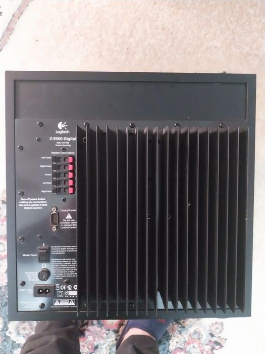 Subwoofer sistem logitech z5500 se vinde cu probă!