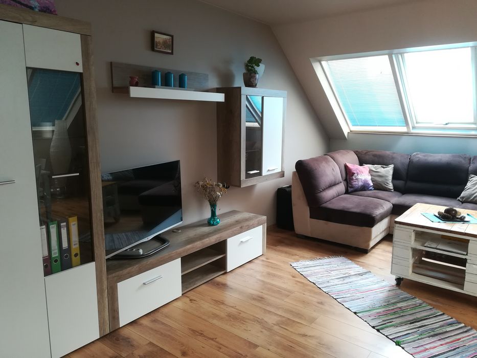 Под наем 2-стаен в кв. Дървеница с паркомясто