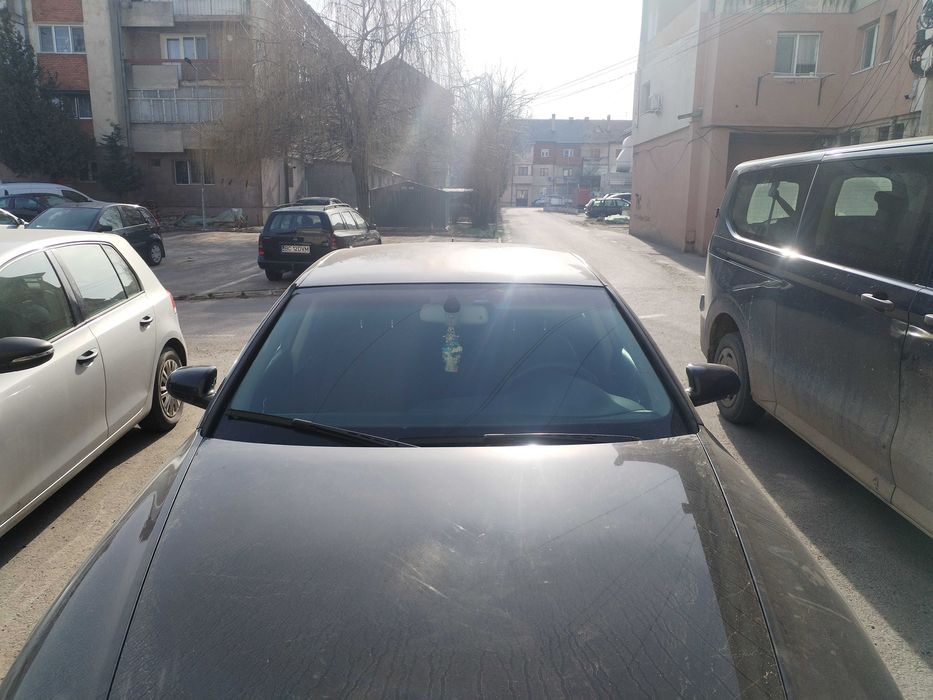 Vand audi a6 c6 pentru desmembrari