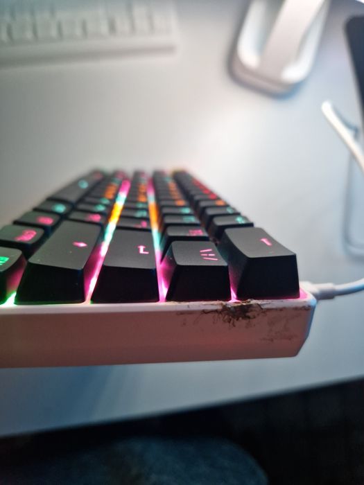 Продам клавиатуру: ГАРНИЗОН GK-400GL-W