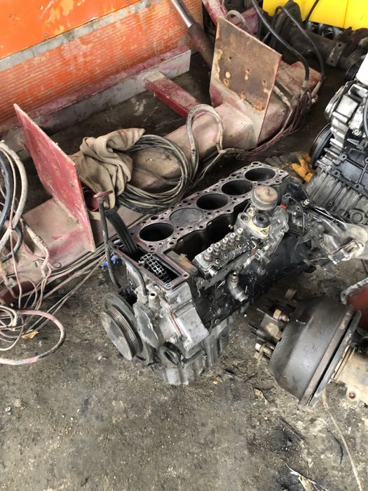 Блоки головки мосты на Sprinter Мерседес