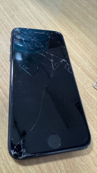 Iphone  7 pentru piese functionabil