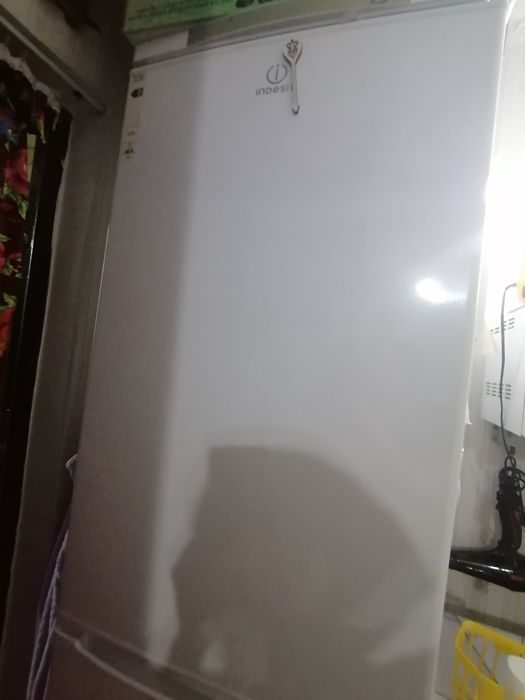 Продам холодильник не дорого Индезит