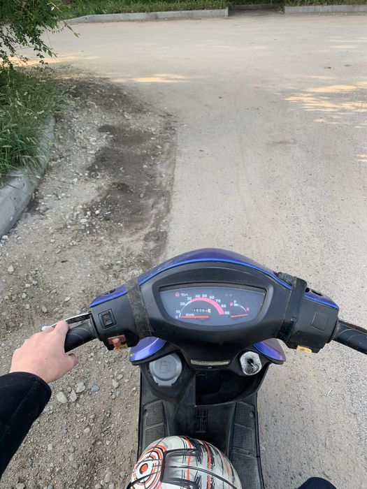 Срочно  мопед хонда дио