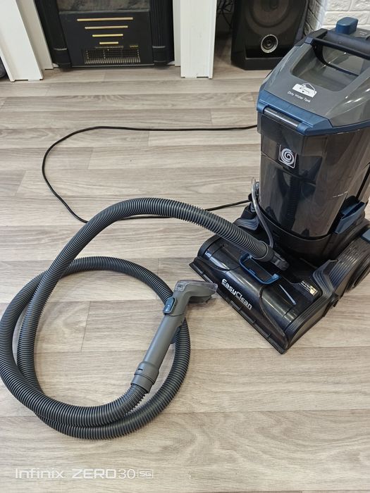 Продам моющий пылесос