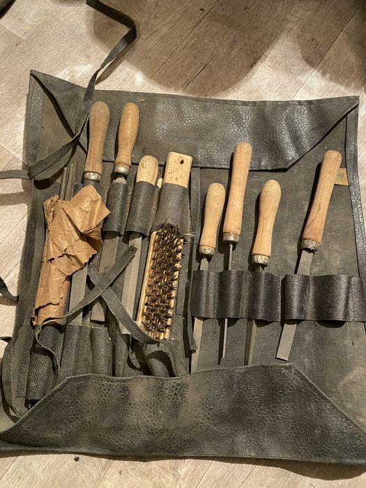 набор слесарных напильников