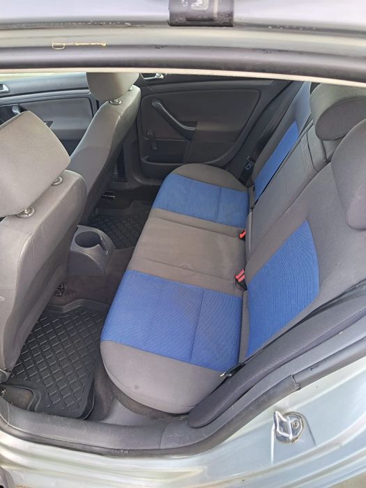 Vand vw golf 5 v 1.9 diesel 105 cai