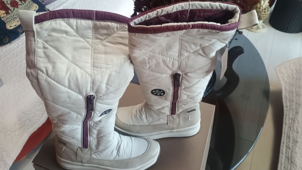 Cizme noi,marime 39,