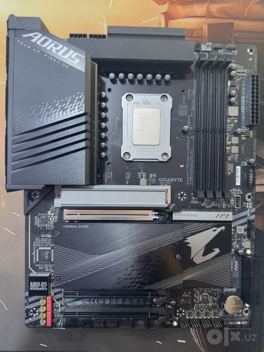 Материнская плата GIGABYTE Z790 AORUS Elite AX DDR5 + i7-13700K
