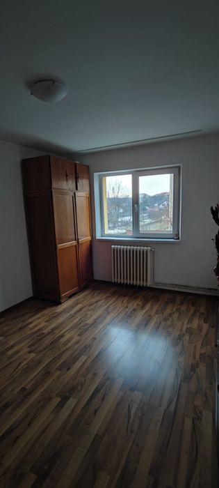 Garsoniera Decomandata 28mp la 10min de centru - Privat, fara agentii