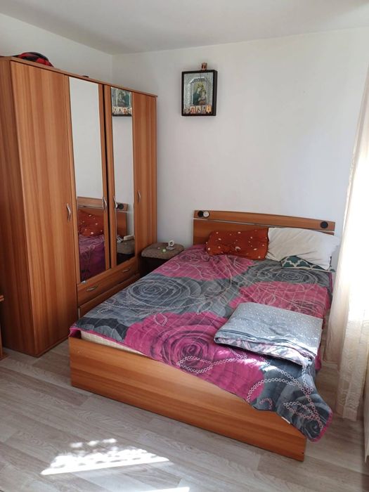 Inchiriez camera apartament zona ICIL