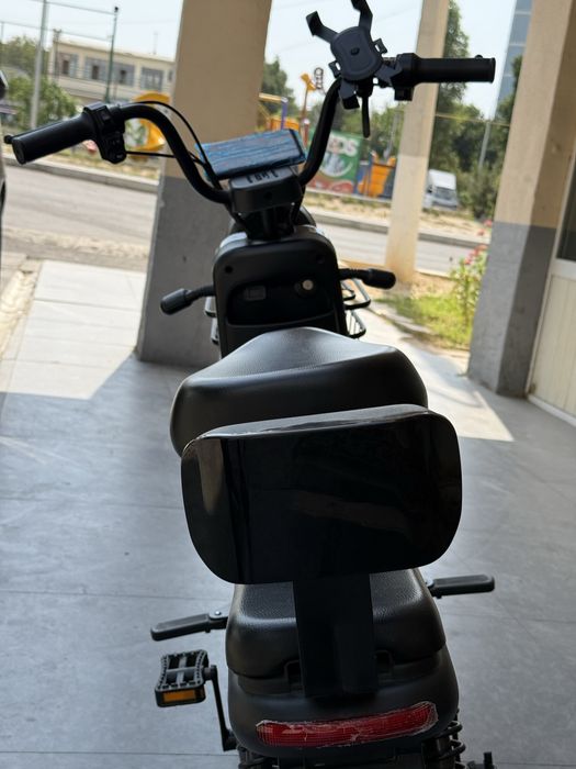 Yougo Elektro Skuter | 1 oy minilgan | Probeg 250 km | Alo holatda