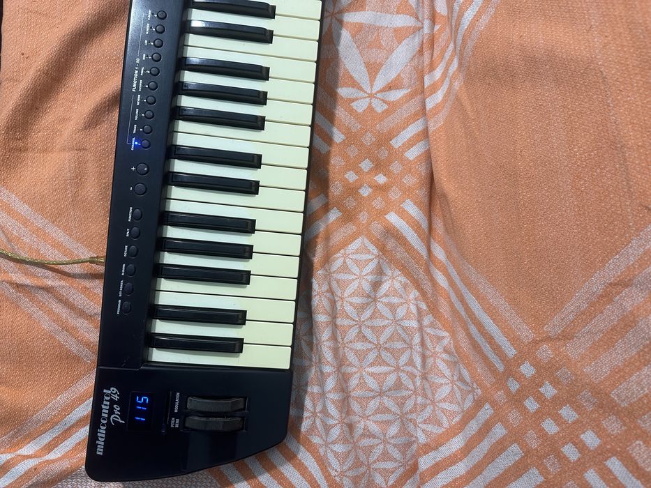 midicontrol pro 49 синтезатор