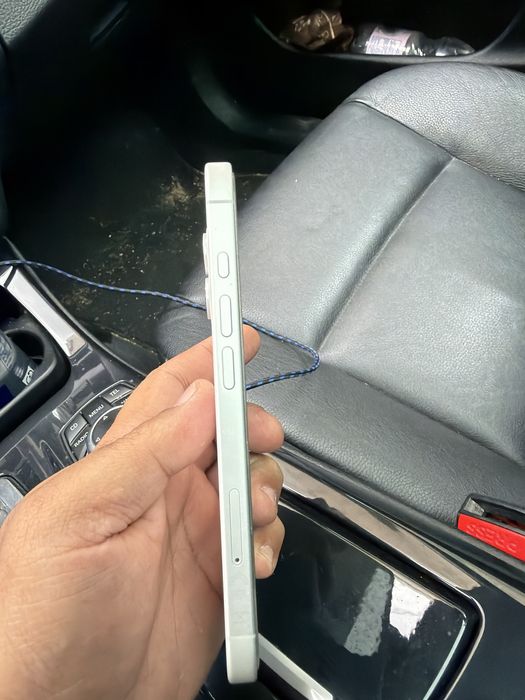 Iphone 16 pentru piese
