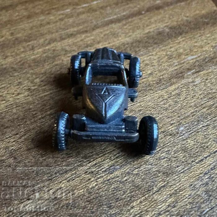 Kinder 1978 метален Mercedes 1928 и метален Opel Coupé 1909 - ранни редки играчки