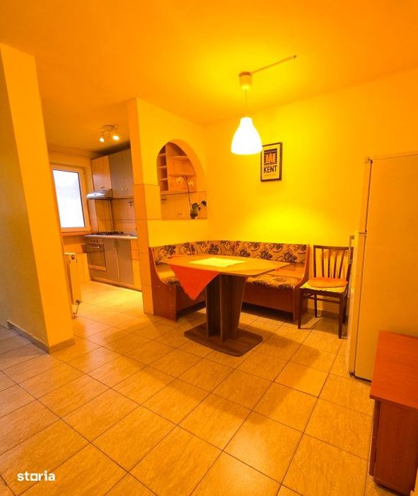 Apartament la casa de inchiriat – Utilitati incluse, intrare separat