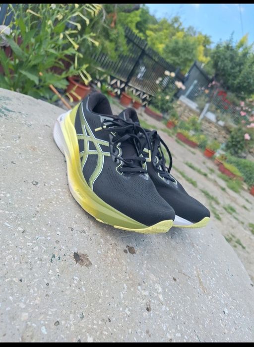 Adidasi alergare asics gel kayano 30