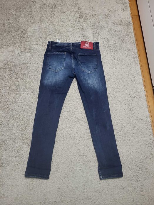 Dsquared дънки М размер