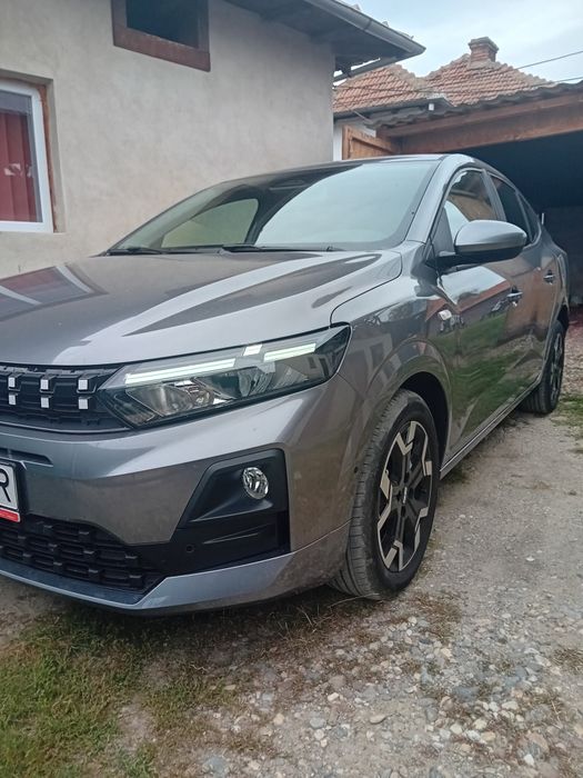 Vând dacia logan  journey facelift.1.0 tce 100cp BENZINĂ. Unic proprietar  ,  2026,   .Garanție 3 ani de fabrică