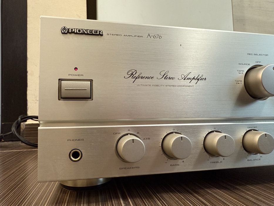 Pioneer A-676 Стерео усилвател