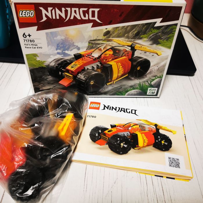 Set Lego Ninjago Kai's Ninja race car 71780