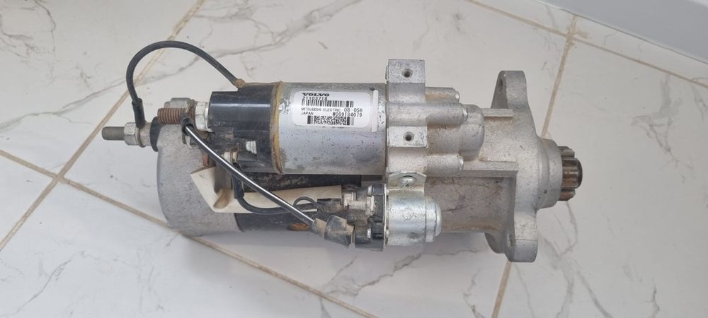 Стартер volvo продам