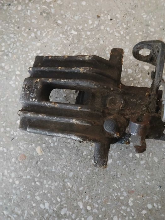 Haion audi a4 b7 culoare LX7Z,triplă spate dreapta, arc spate nou